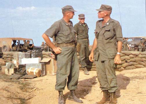 vietnam_advisors_1960s_700.jpg